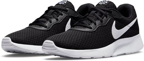 Nike Sportswear TANJUN Sneaker, Die Mittelsohle und 